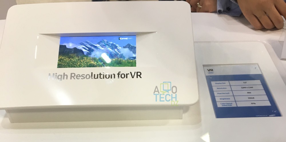 Samsung 4K UHD VR display