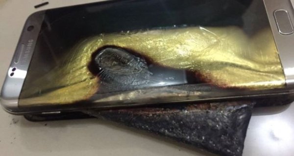 samsung galaxy s7 edge catches on fire while being recharged 1 620x330.png