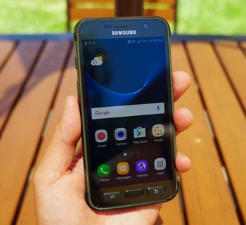 Samsung Galaxy S7 Active une